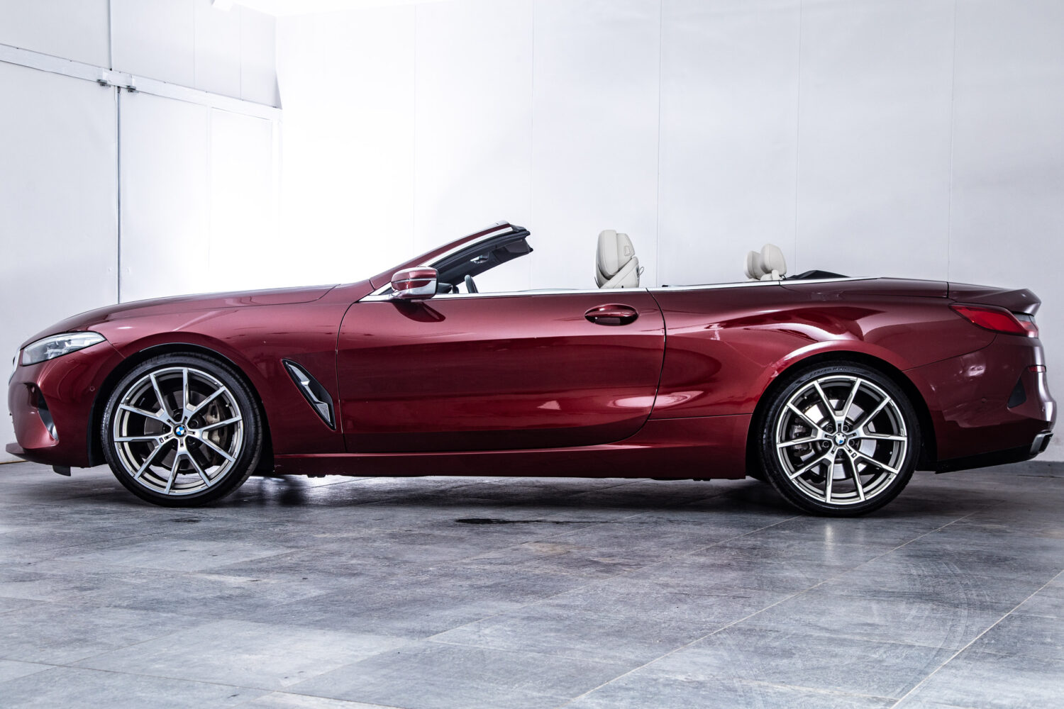 8シリーズカブリオレ 840i