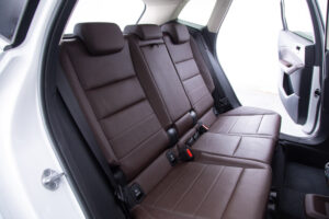 2シリーズアクティブツアラー 218i エクスクルーシブ DCT