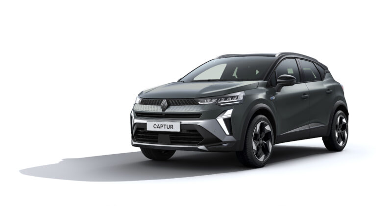 ルノー・キャプチャー・リミテッド　ミシュラン製オールシーズンタイヤ装着の限定車