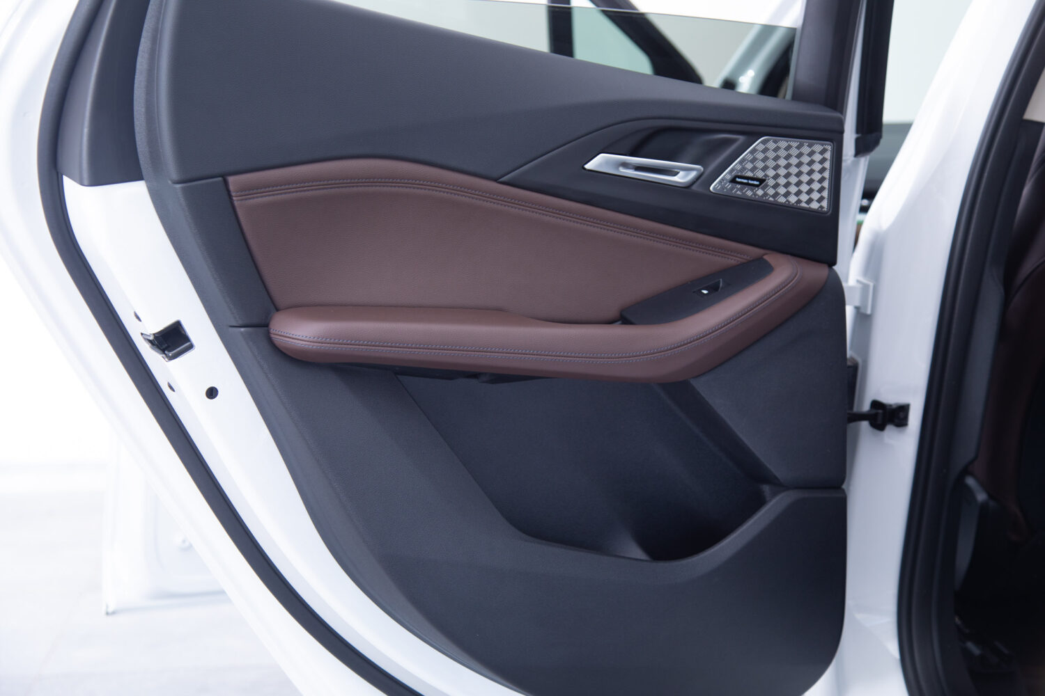 2シリーズアクティブツアラー 218i エクスクルーシブ DCT