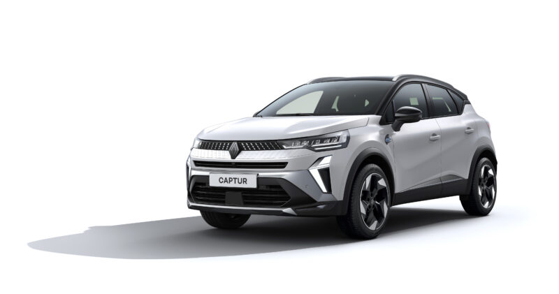 ルノー・キャプチャー・リミテッド　ミシュラン製オールシーズンタイヤ装着の限定車