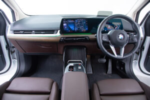 2シリーズアクティブツアラー 218i エクスクルーシブ DCT