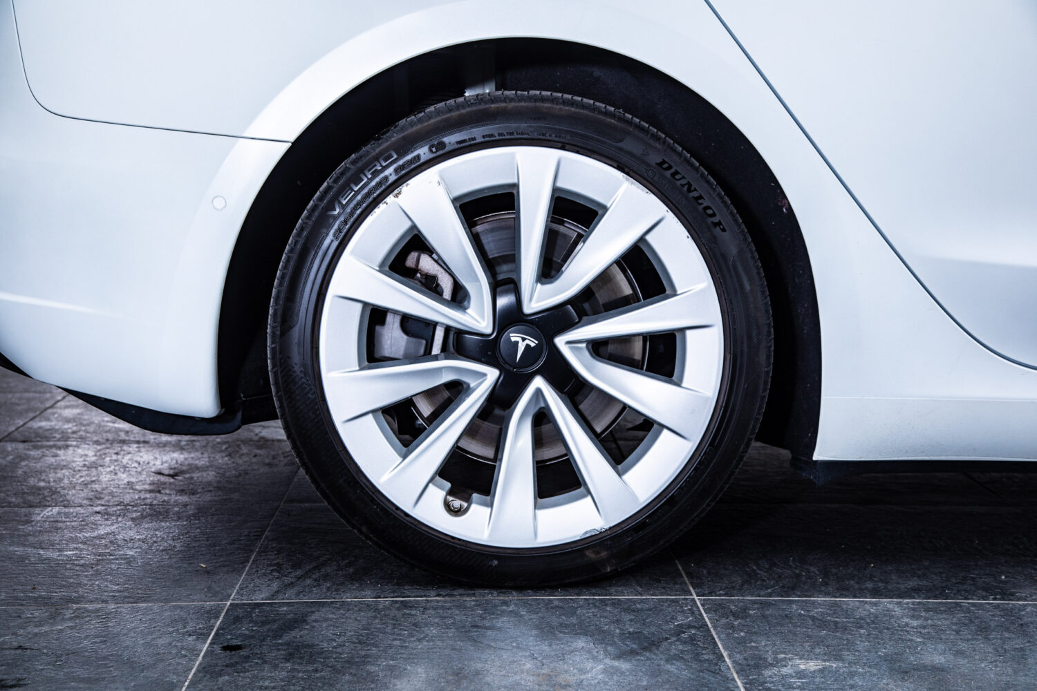 モデル3 ロングレンジ デュアルモーター 4WD