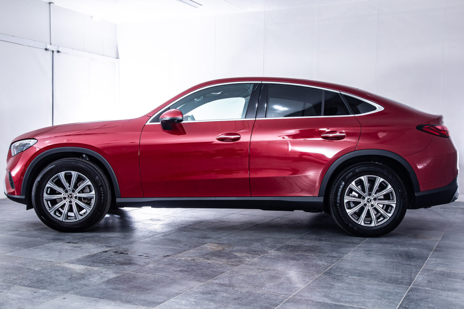 GLCクーペ220d 4MATIC (ISG) 4WD