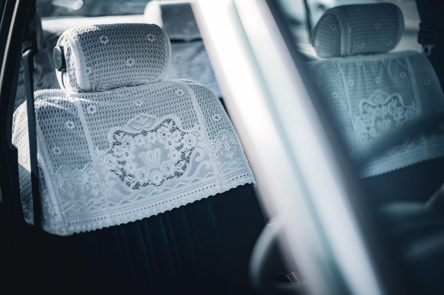 トヨタ・クラウンセダン2.0(FR/4AT)今こそクラウン