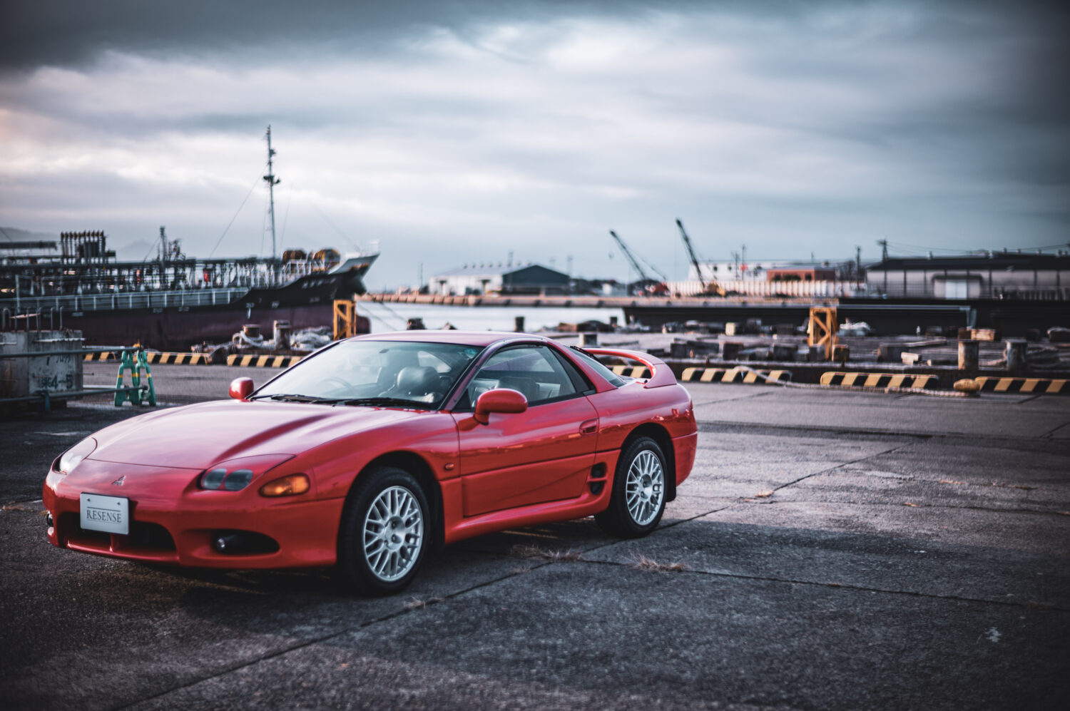 三菱・GTO（4WD/4AT）速さより余裕を選ぶ