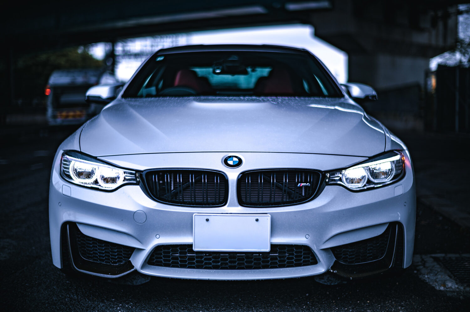 BMW・M4クーペ（FR/7AT）一点ものに滲む“生き様”