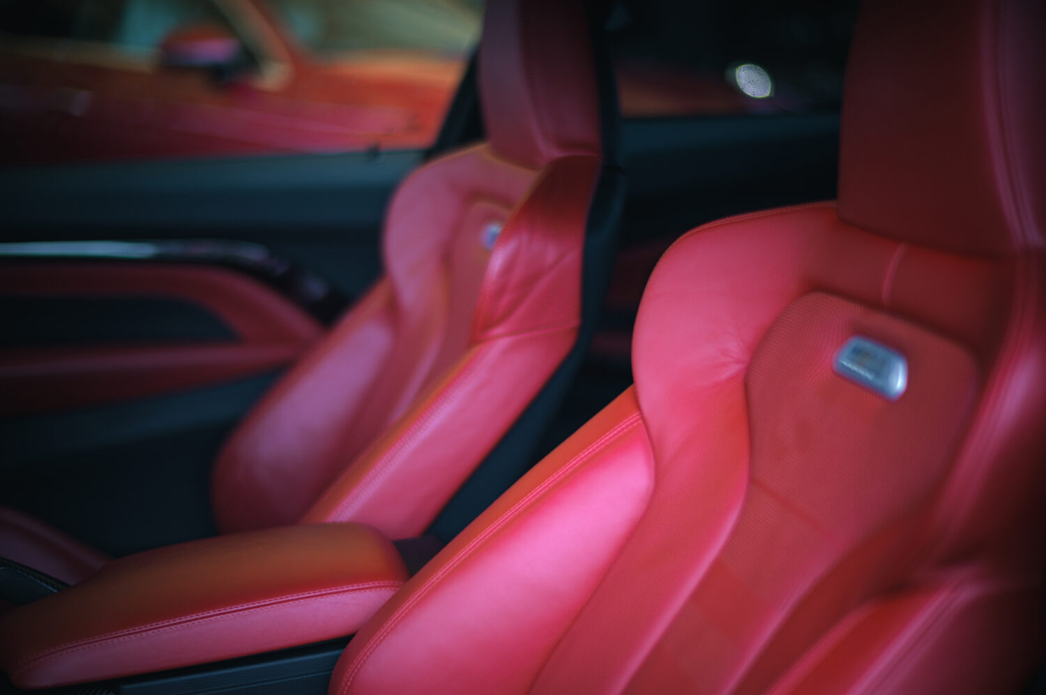 BMW・M4クーペ（FR/7AT）一点ものに滲む“生き様”