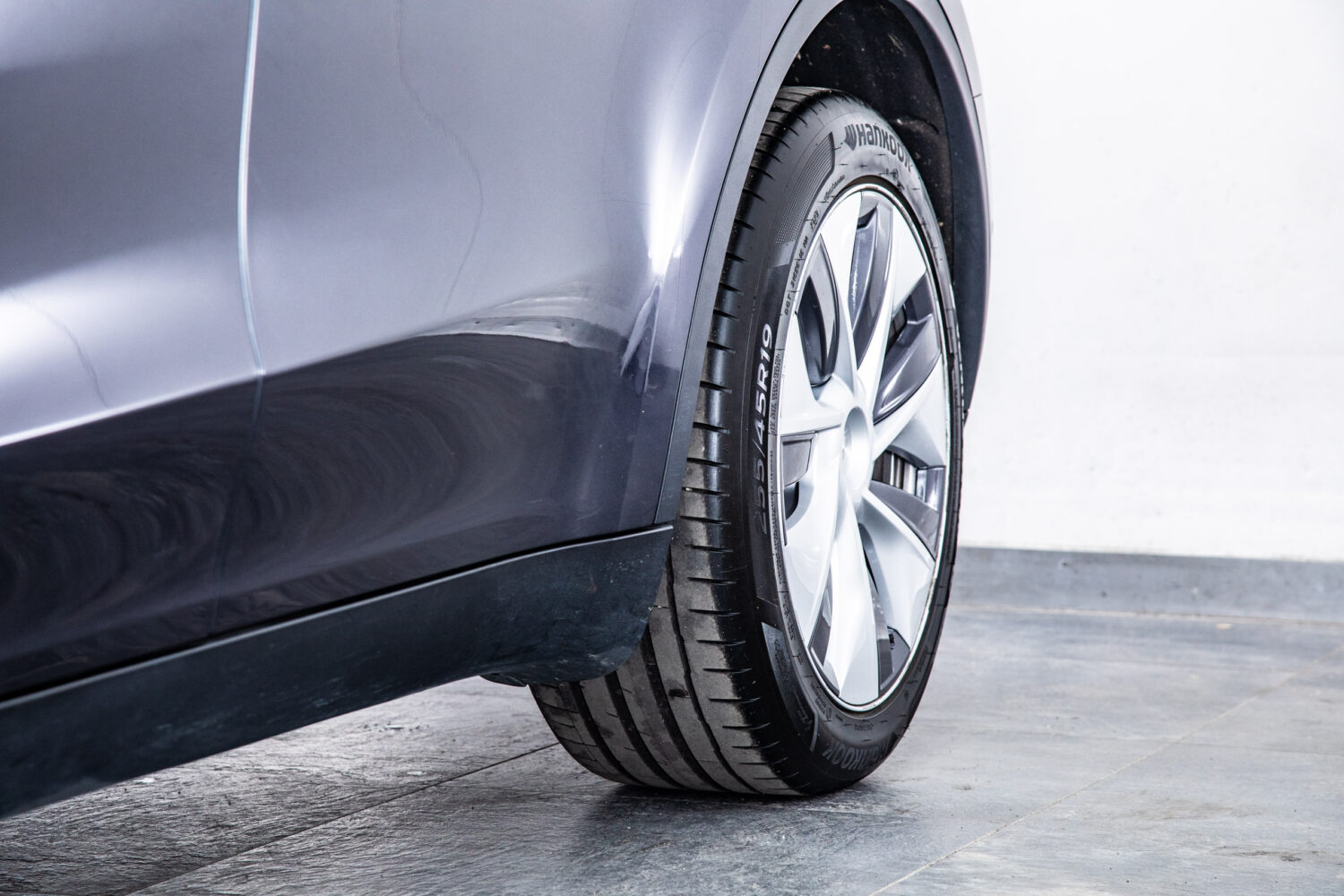 モデルY ロングレンジ デュアルモーター 4WD