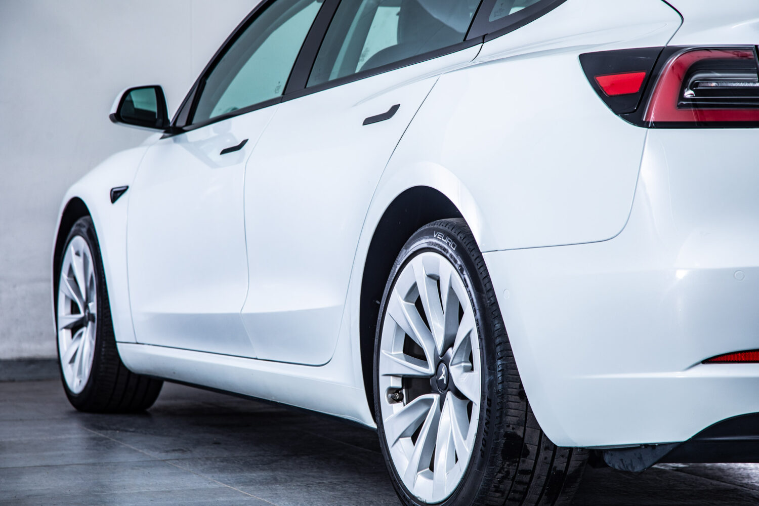 モデル3 ロングレンジ デュアルモーター 4WD