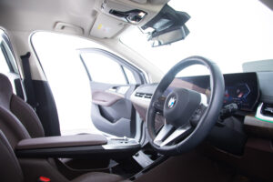 2シリーズアクティブツアラー 218i エクスクルーシブ DCT