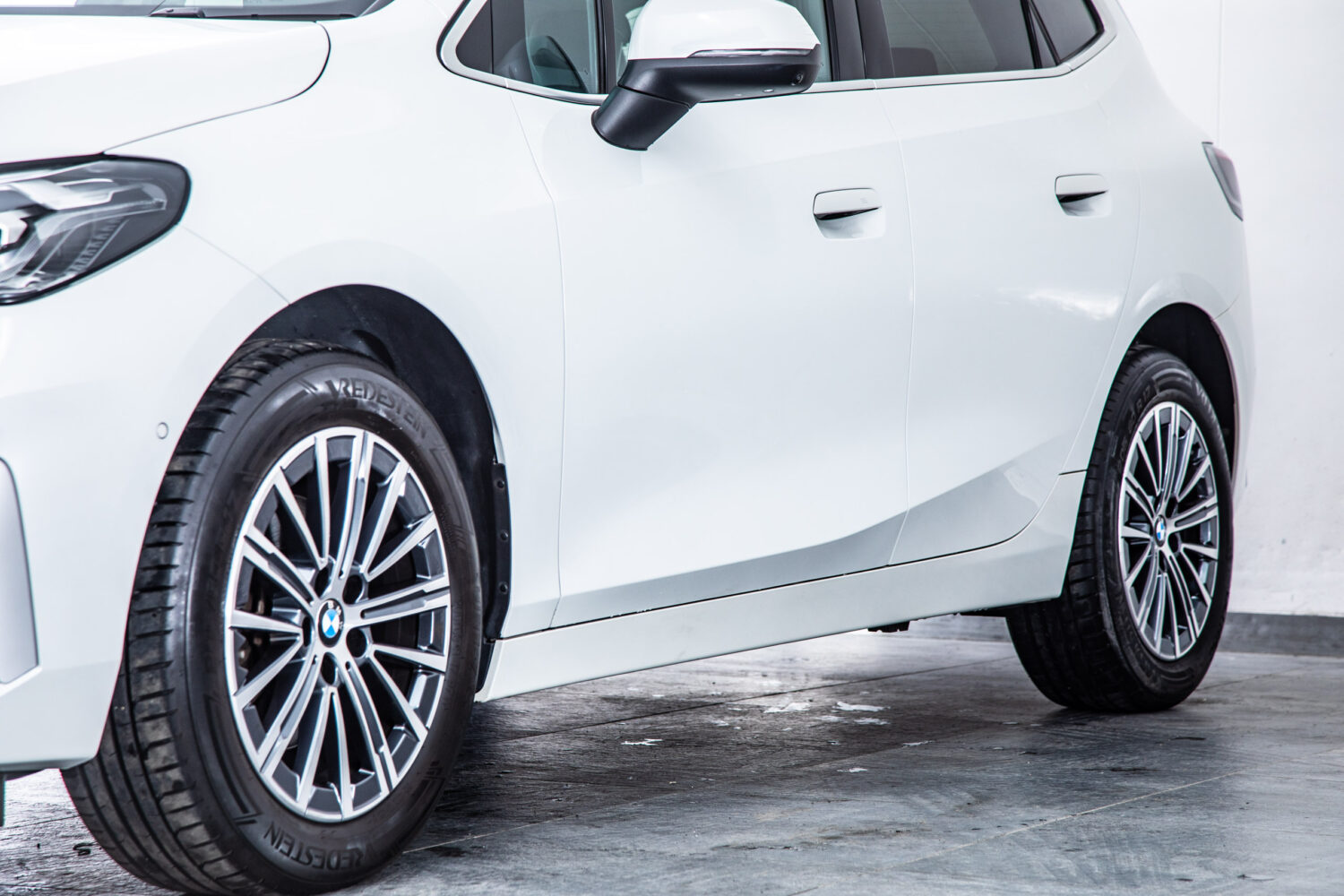 2シリーズアクティブツアラー 218i エクスクルーシブ DCT