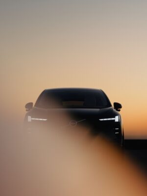 長距離ドライブも心配無用　ボルボ新型EX60　一充電あたり最大810kmの航続距離