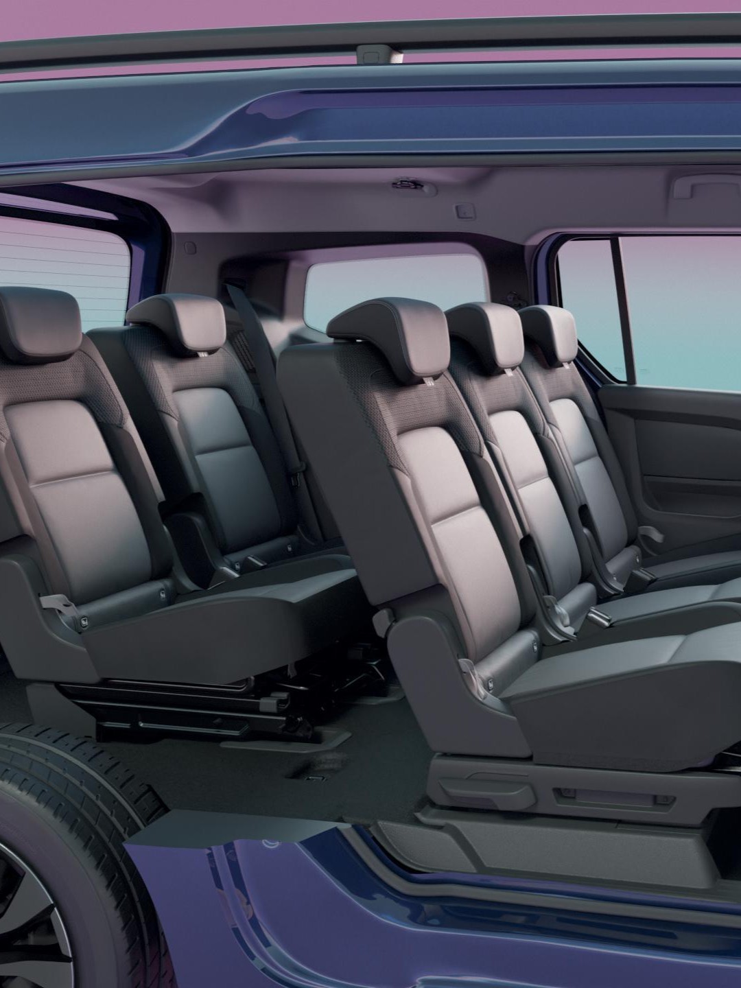 ルノーはカングーのホイールベースと全長を延長し、多彩なアレンジが可能な7つのシートを備えた特別仕様車のルノー・グランカングーを発売予定だ。