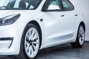 モデル3 ロングレンジ デュアルモーター 4WD