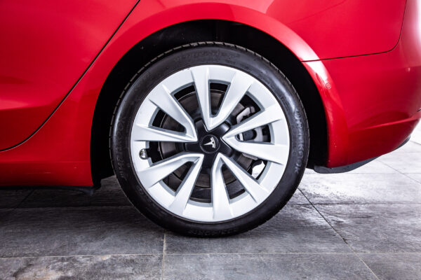 モデル3 ロングレンジ デュアルモーター 4WD