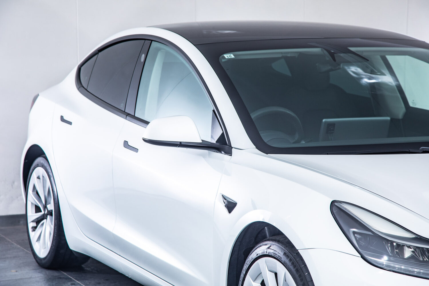 モデル3 ロングレンジ デュアルモーター 4WD