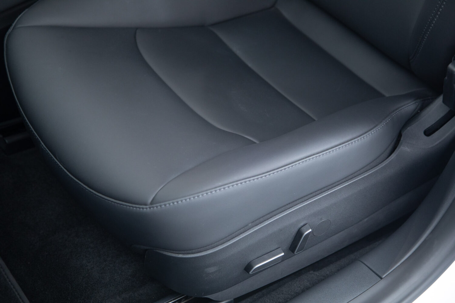 モデル3 ロングレンジ デュアルモーター 4WD