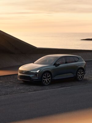 遂に電動ミッドサイズSUV登場　ボルボEX60　ゲームチェンジャーとなる一台