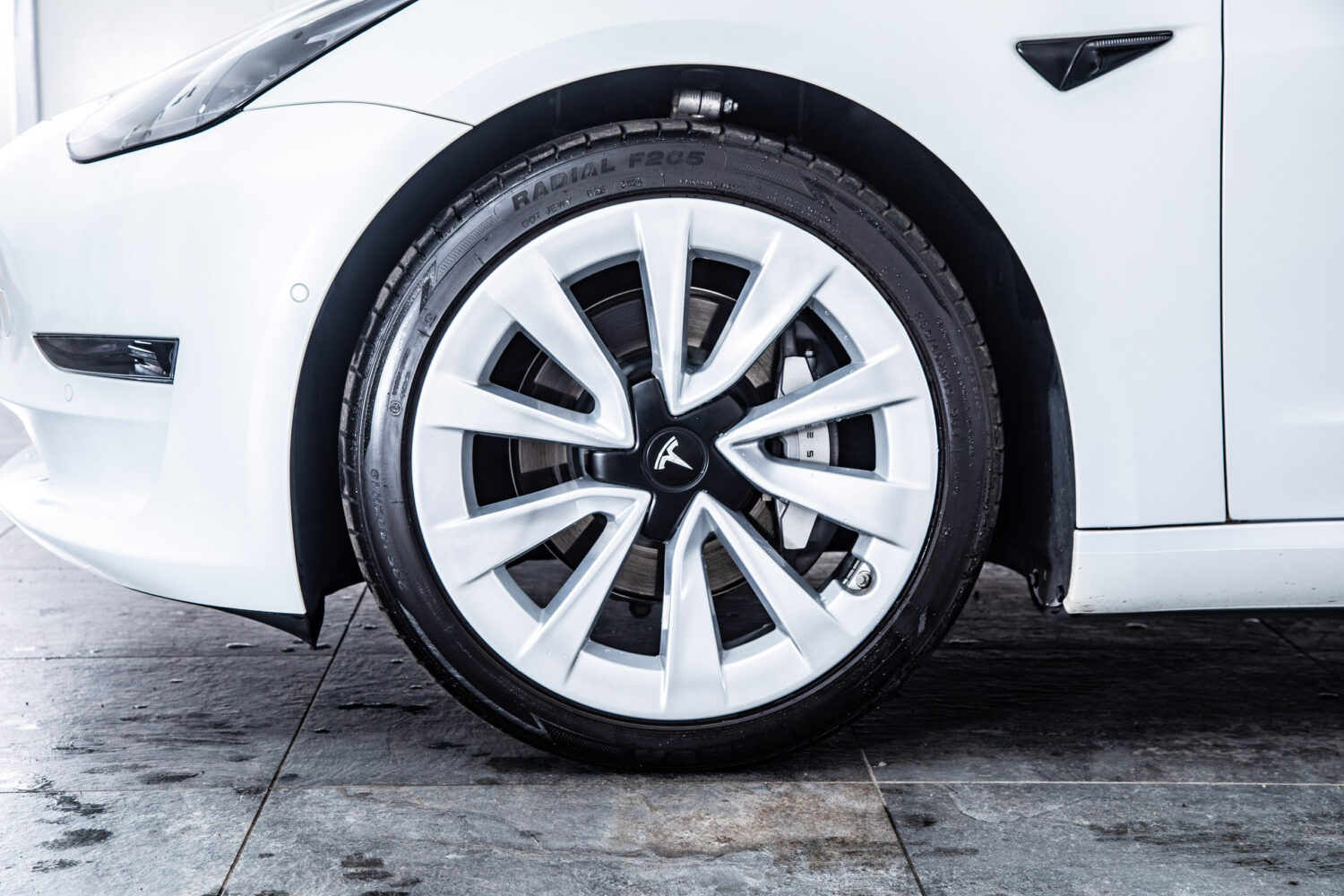 モデル3 ロングレンジ デュアルモーター 4WD