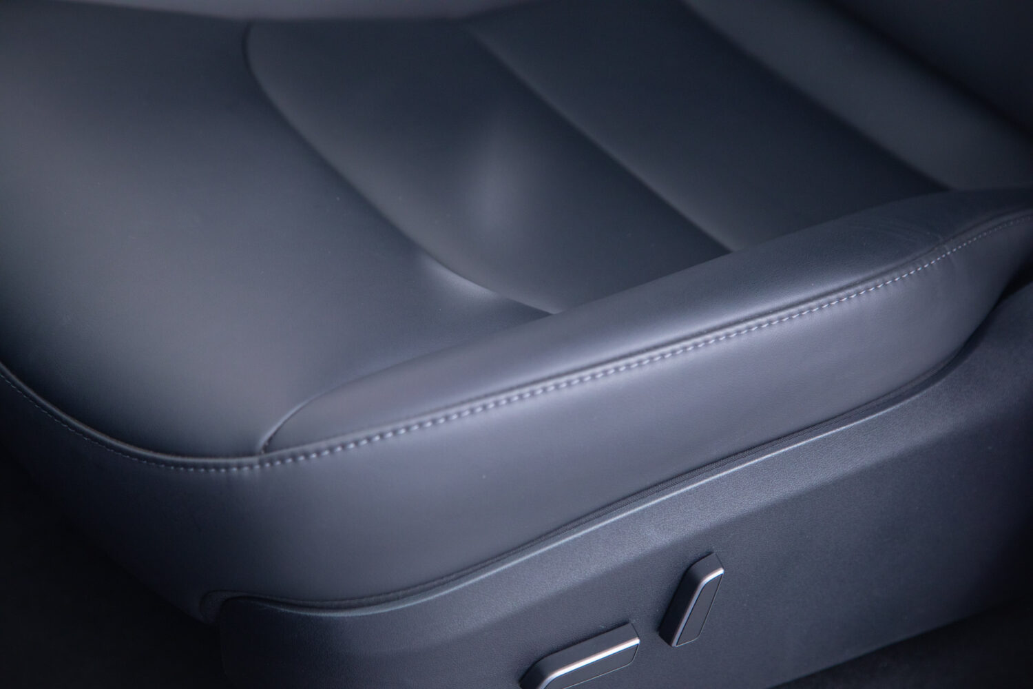 モデルY ロングレンジ デュアルモーター 4WD