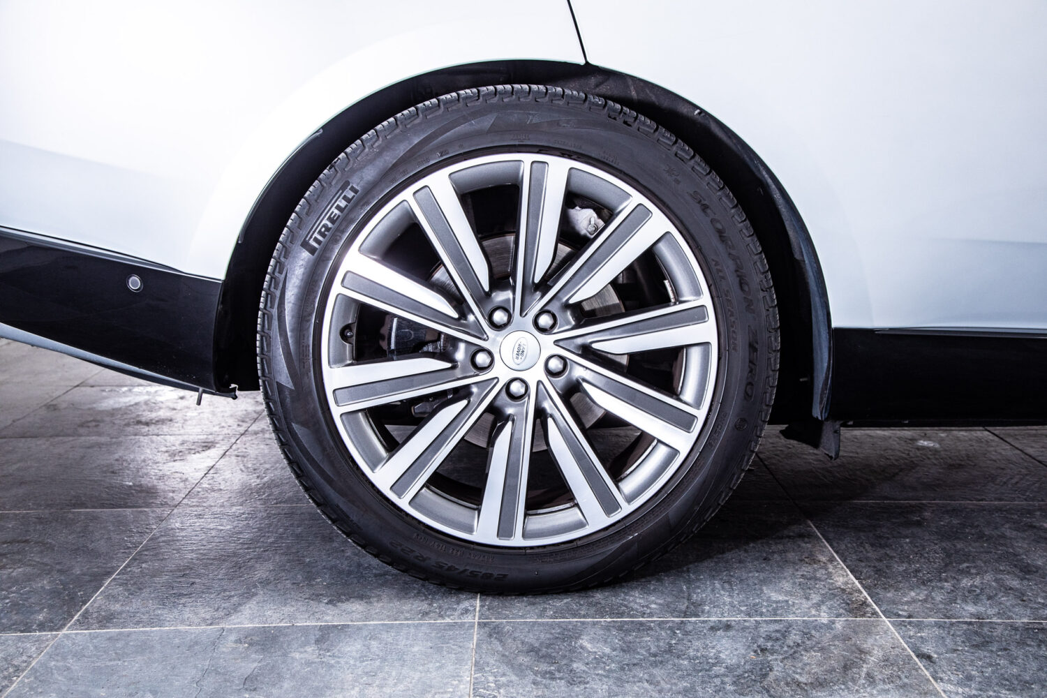 レンジローバー オートバイオグラフィー D300 スタンダードホイールベース 4WD