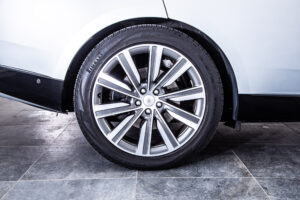 レンジローバー オートバイオグラフィー D300 スタンダードホイールベース 4WD