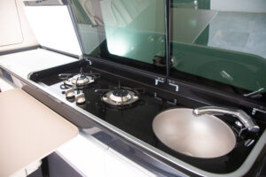 Vクラス BRABUS マルコポーロ D30 4×4 キャンパー