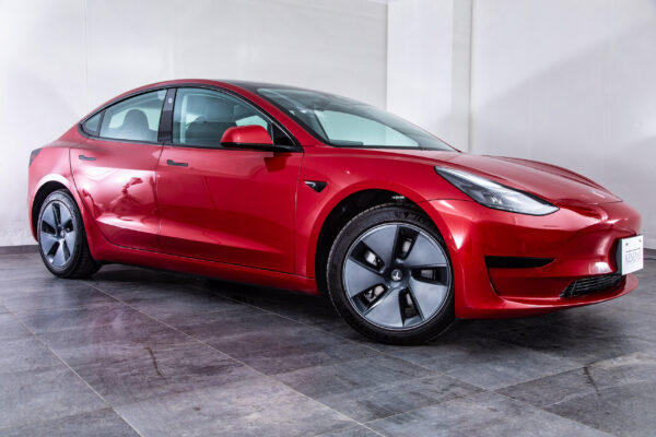 モデル3 RWD