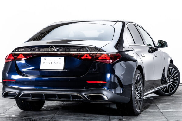 Eクラス E300エクスクルーシブ AMGライン(ISG)
