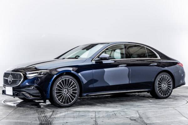 Eクラス E300エクスクルーシブ AMGライン(ISG)