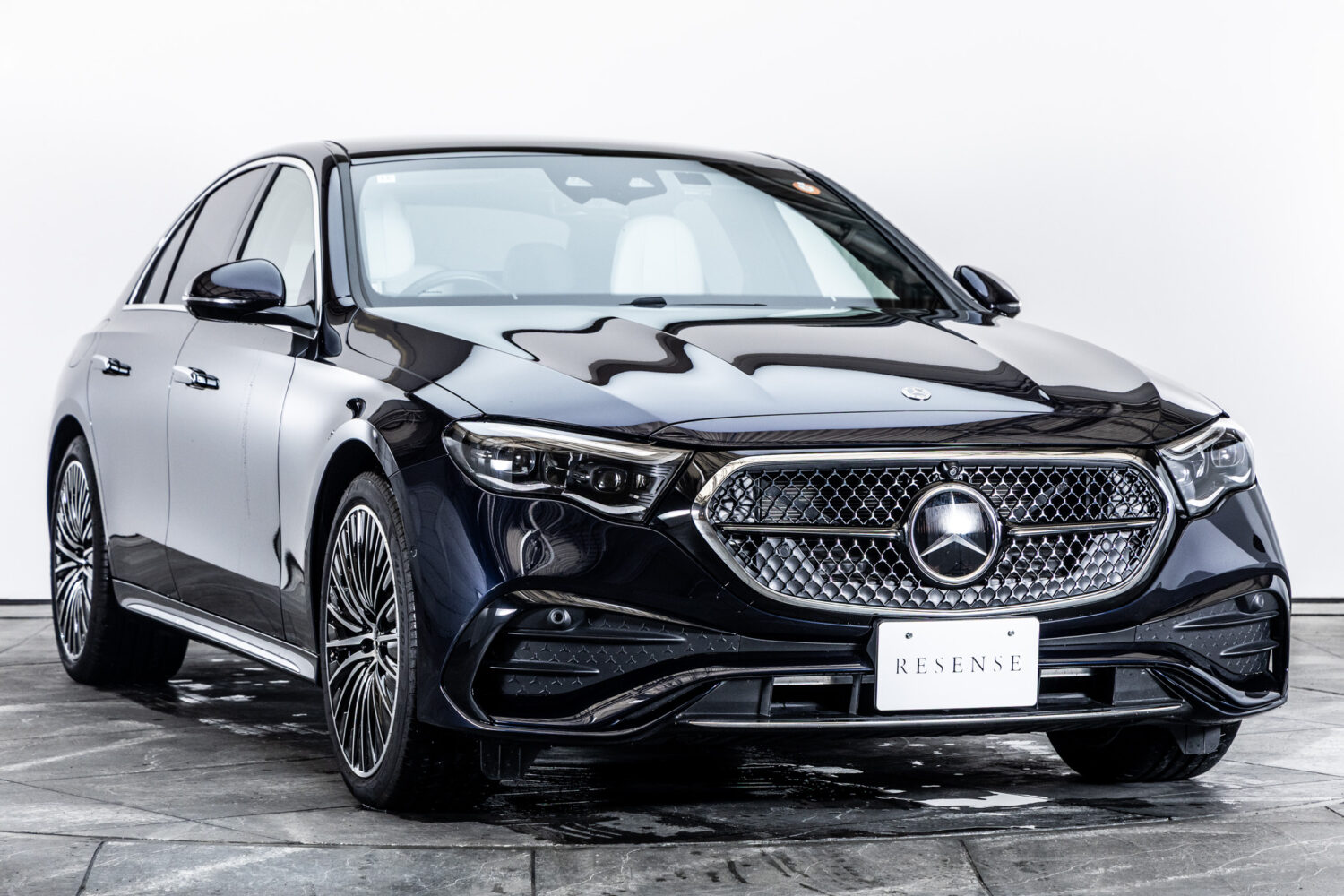 Eクラス E300エクスクルーシブ AMGライン(ISG)