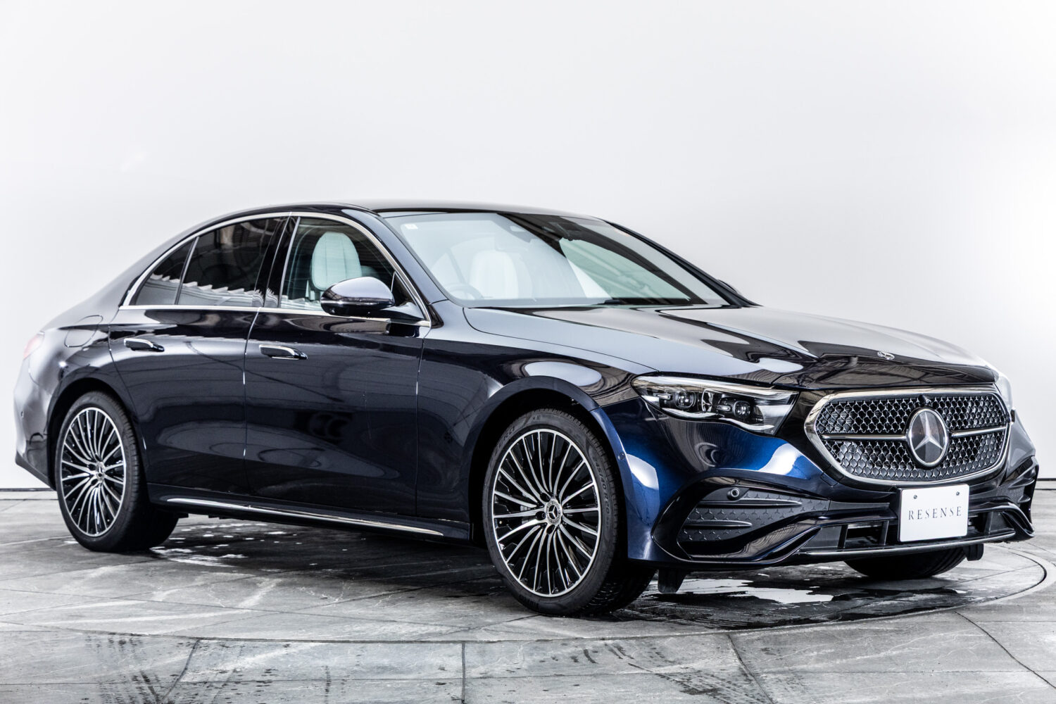 Eクラス E300エクスクルーシブ AMGライン(ISG)