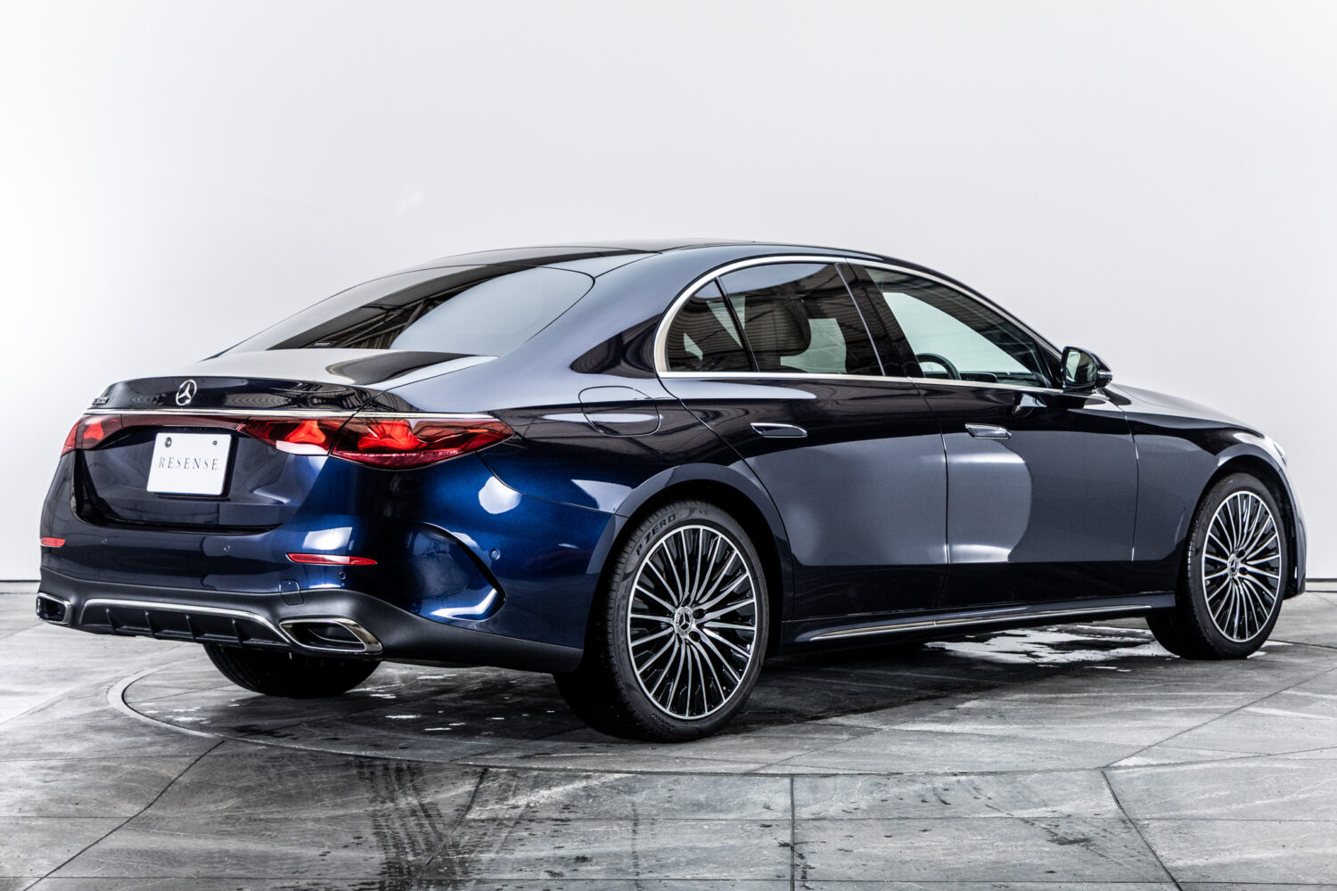 Eクラス E300エクスクルーシブ AMGライン(ISG)