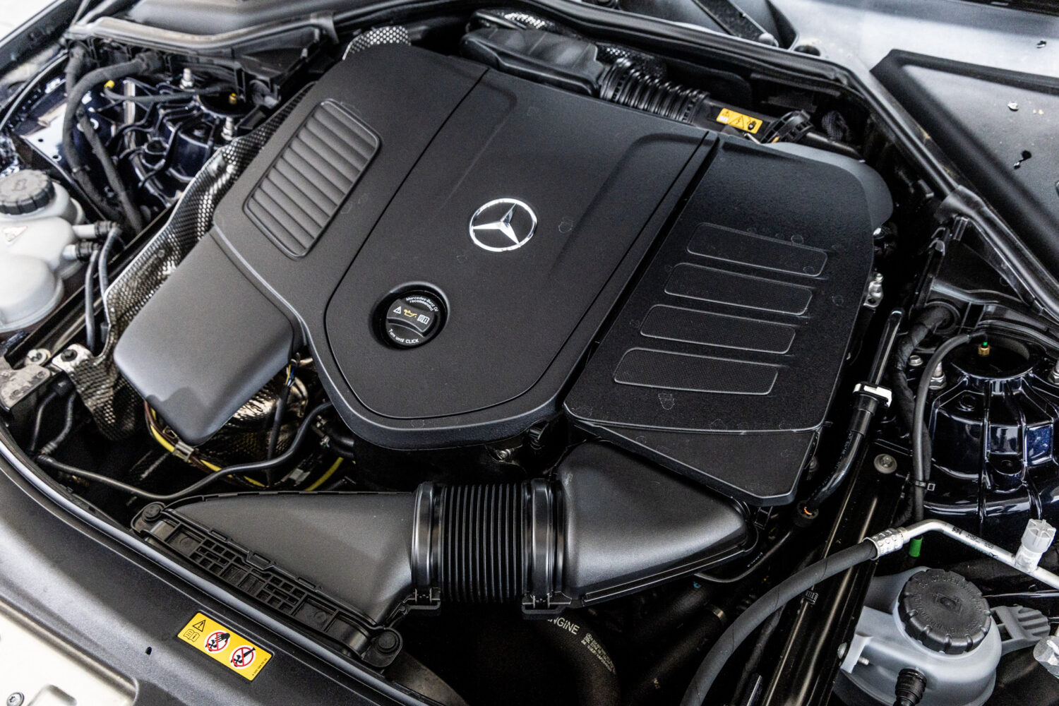 Eクラス E300エクスクルーシブ AMGライン(ISG)