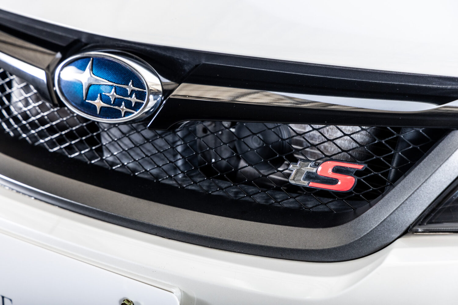 インプレッサ WRX STI S206 4WD