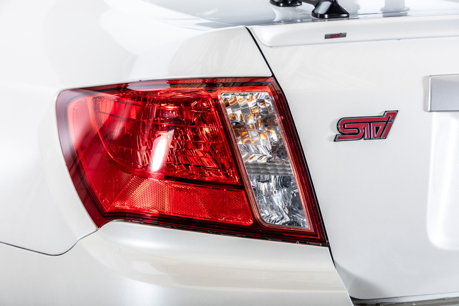 インプレッサ WRX STI S206 4WD