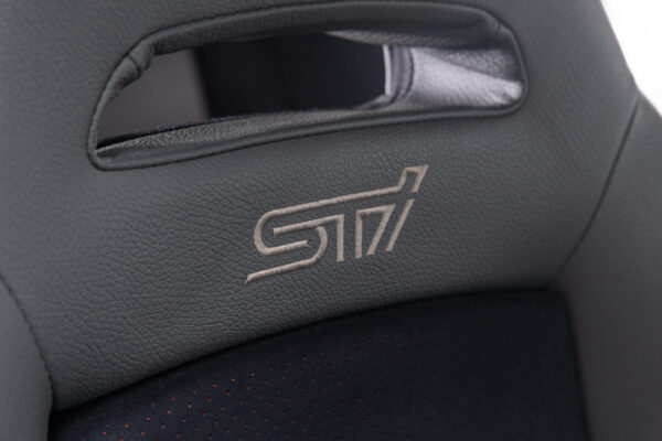 インプレッサ WRX STI S206 4WD