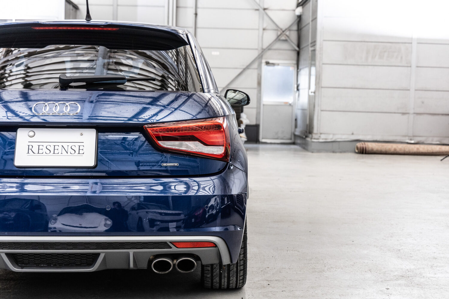 S1スポーツバック 4WD 6MT