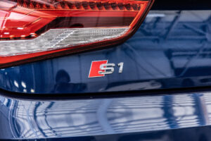 S1スポーツバック 4WD 6MT