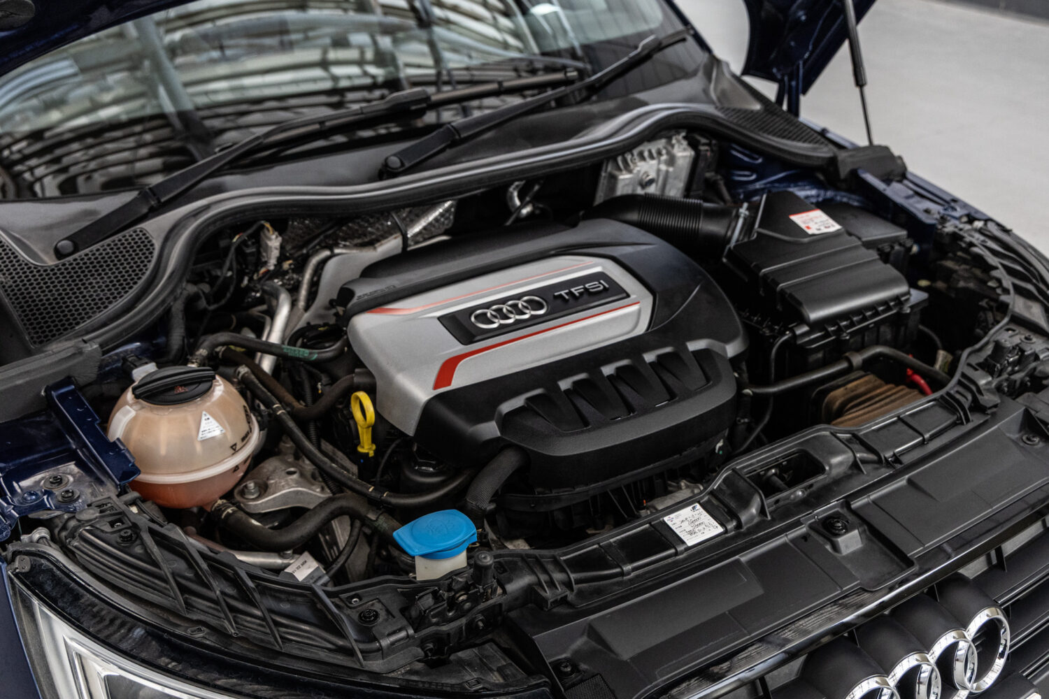 S1スポーツバック 4WD 6MT