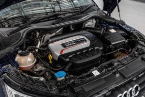 S1スポーツバック 4WD 6MT