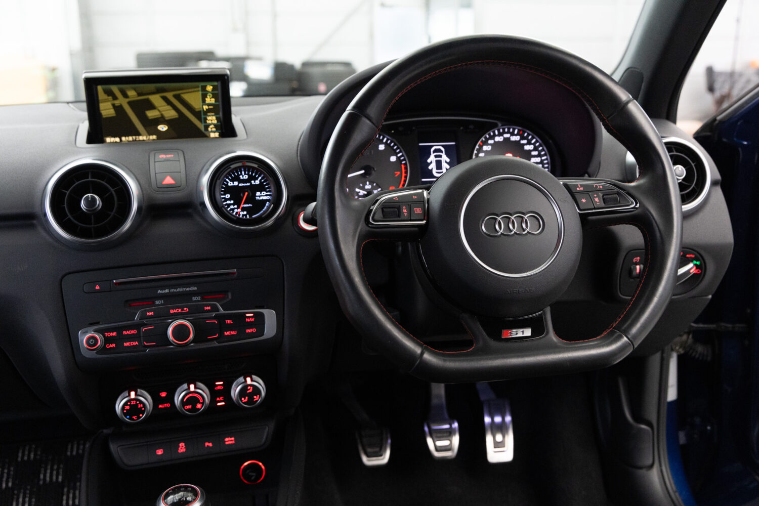 S1スポーツバック 4WD 6MT