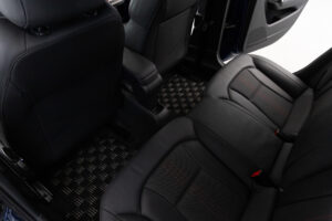 S1スポーツバック 4WD 6MT