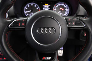 S1スポーツバック 4WD 6MT