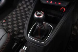 S1スポーツバック 4WD 6MT