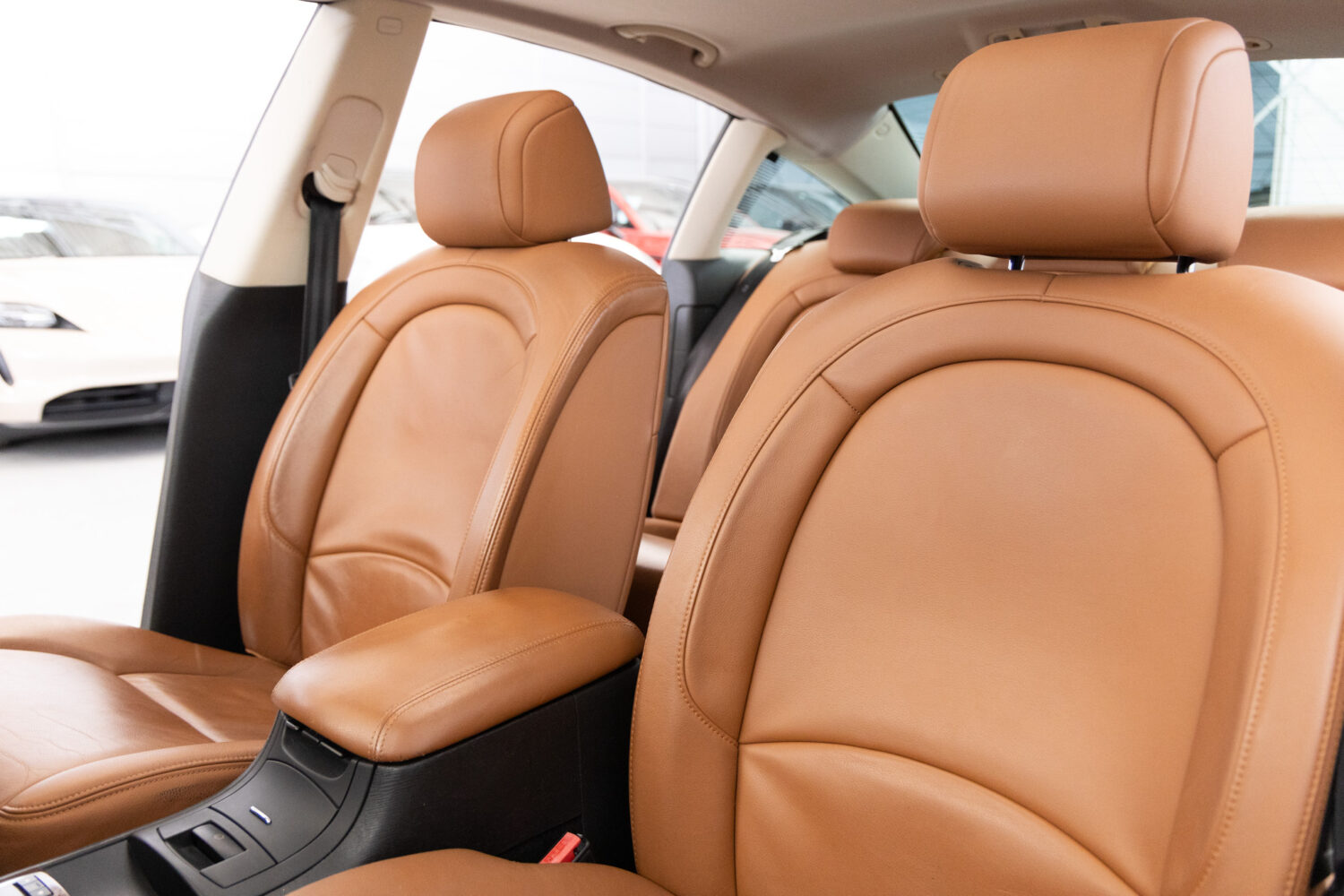 C6 エクスクルーシブ