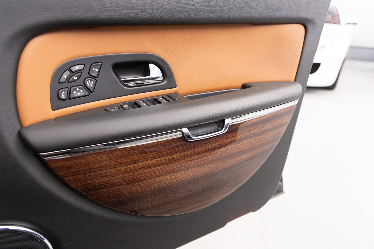 C6 エクスクルーシブ