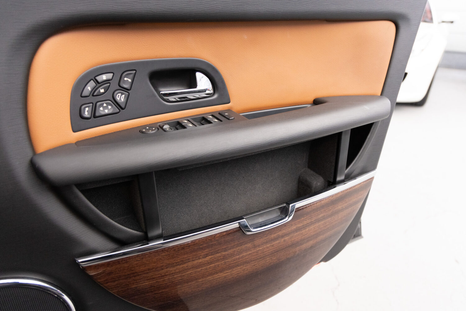 C6 エクスクルーシブ