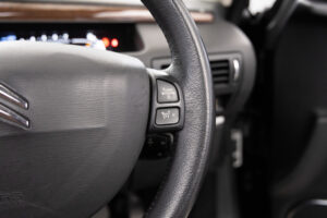 C6 エクスクルーシブ